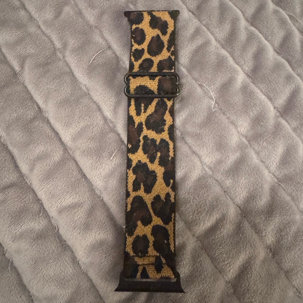 Cheetah Apple Watch Band 41mm